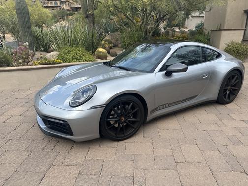 2023 Porsche 911 Carrera T