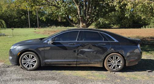 Black 2013 Lincoln MKZ Base