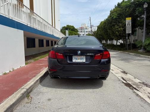 Blue 2012 BMW 550 i xDrive