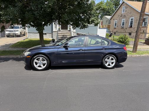 Blue 2014 BMW 328 i xDrive