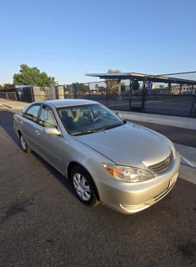 Gray 2002 Toyota Camry SE