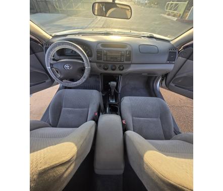 Gray 2002 Toyota Camry SE