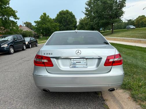 Silver 2011 Mercedes-Benz E-Class E 350
