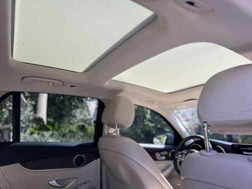 2022 Mercedes-Benz GLC 300 Base