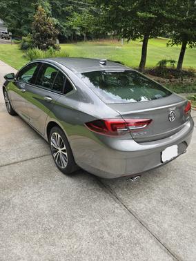 2018 Buick Regal Sportback Essence