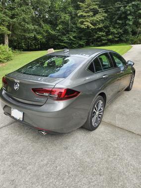 2018 Buick Regal Sportback Essence