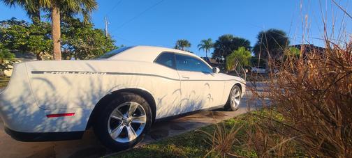 2015 Dodge Challenger SXT