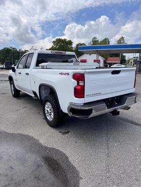 White 2022 Chevrolet Silverado 2500 WT