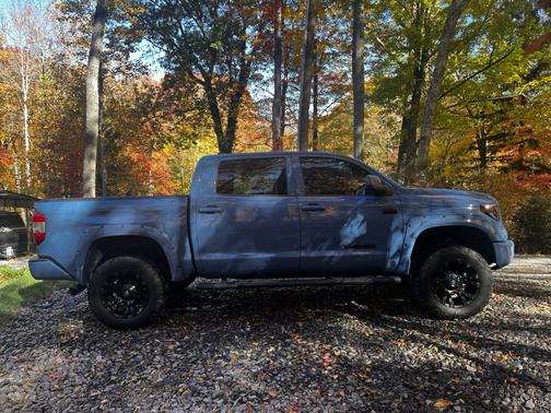 Blue 2020 Toyota Tundra SR5