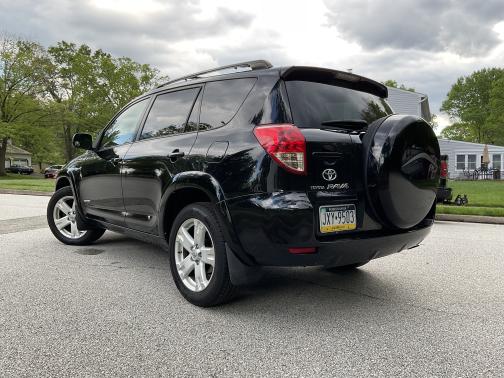 2007 Toyota RAV4 Sport
