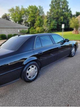 Black 2005 Cadillac DeVille Base