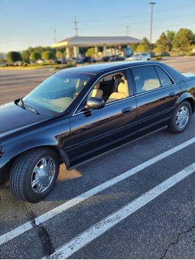 Black 2005 Cadillac DeVille Base
