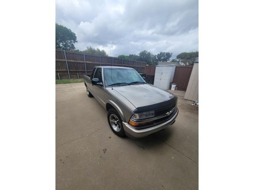 1998 Chevrolet S-10 LS Extended Cab