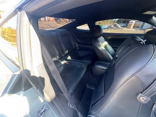 2022 Ford Mustang Mach 1