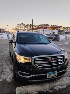 2017 GMC Acadia SLT-1