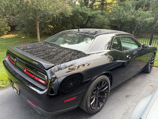 Black 2016 Dodge Challenger SRT Hellcat