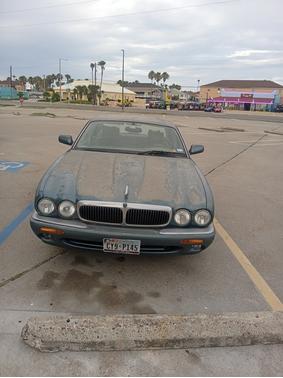Blue 1999 Jaguar XJ Base