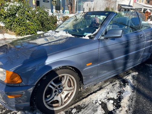 Blue 2001 BMW 330 Ci