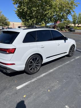 White 2021 Audi SQ7 4.0T Prestige