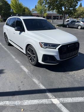 White 2021 Audi SQ7 4.0T Prestige
