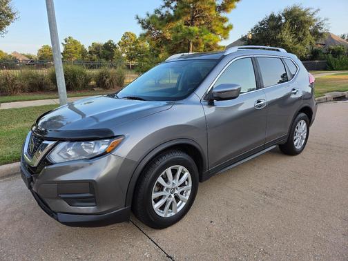 Gray 2018 Nissan Rogue SV