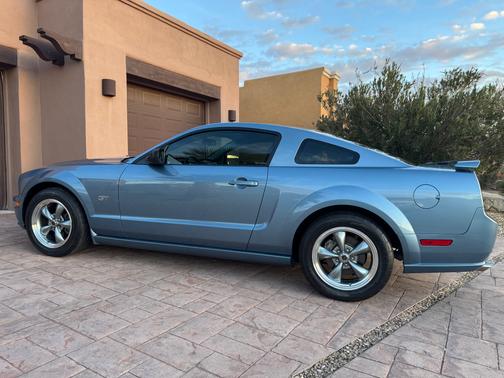 2005 Ford Mustang GT