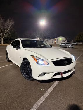 White 2015 INFINITI Q60 S Limited