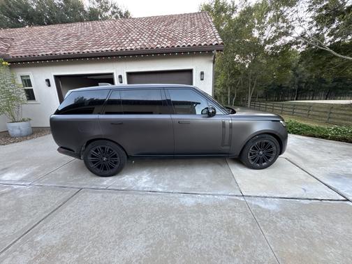 2023 Land Rover Range Rover Autobiography LWB