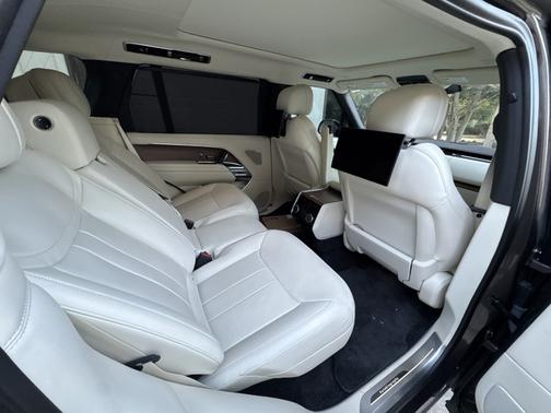 2023 Land Rover Range Rover Autobiography LWB