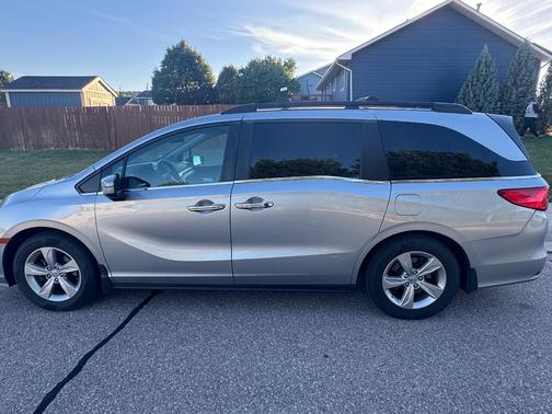 Gray 2019 Honda Odyssey EX-L