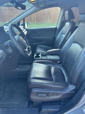 Gray 2019 Honda Odyssey EX-L