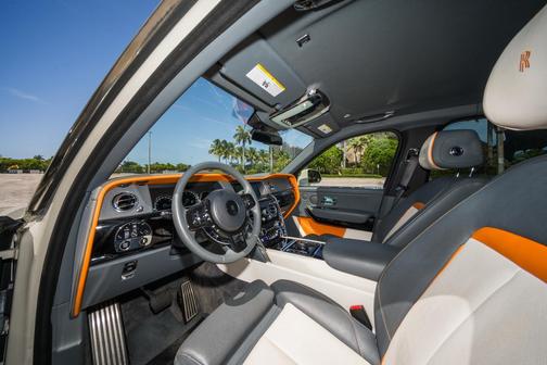 Gray 2021 Rolls-Royce Cullinan Base