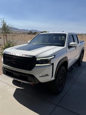 White 2023 Nissan Frontier PRO-4X