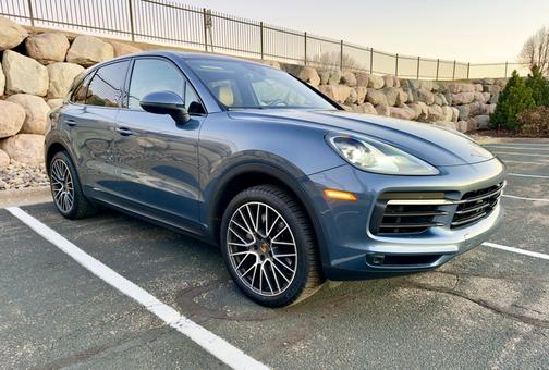 Gray 2019 Porsche Cayenne Cayenne