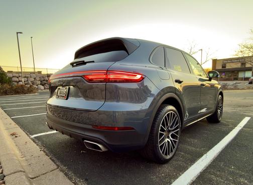 Gray 2019 Porsche Cayenne Cayenne