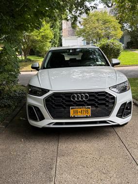 White 2022 Audi Q5 45 S line Premium