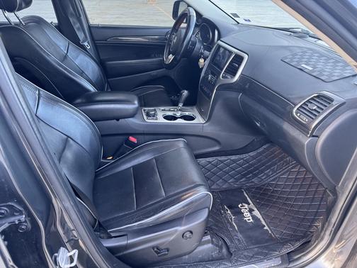 2011 Jeep Grand Cherokee Overland
