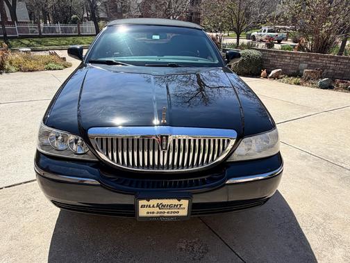2008 Lincoln Town Car Signature Limited