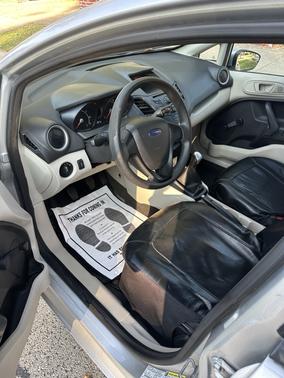 2012 Ford Fiesta S