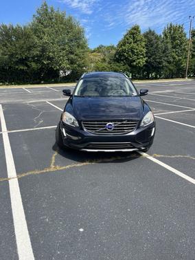 2017 Volvo XC60 T5 Inscription