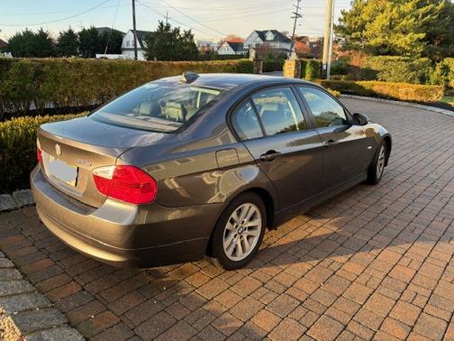 2006 BMW 325 i