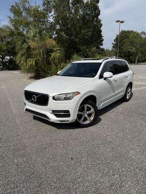 White 2016 Volvo XC90 T5 Momentum