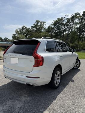 White 2016 Volvo XC90 T5 Momentum