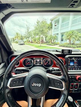 Gray 2018 Jeep Wrangler Unlimited Rubicon