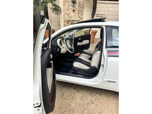 2013 FIAT 500 Lounge
