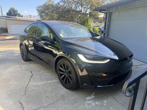 2022 Tesla Model X Plaid