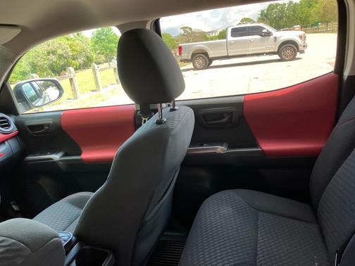 2023 Toyota Tacoma SR5