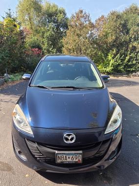 2014 Mazda Mazda5 Sport