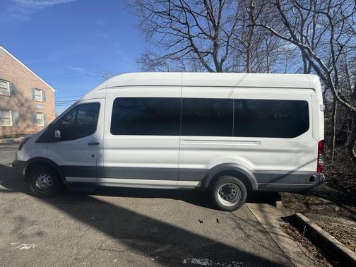 2024 Ford Transit-350 XL