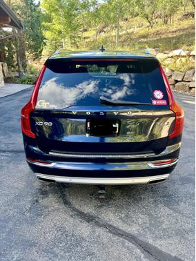Photo 3 of 16 of 2016 Volvo XC90 T6 Inscription